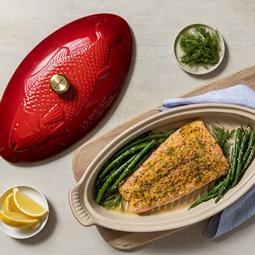 Le Creuset 1.7qt Fish Baker - Cerise with Gold Knob